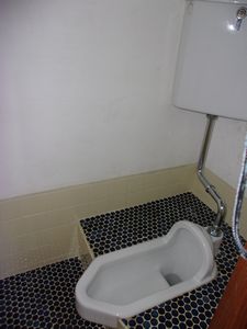 お掃除が簡単な和式のトイレ