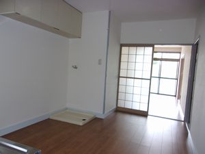 キッチン 室内洗濯機置き場あり