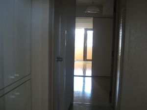 玄関から